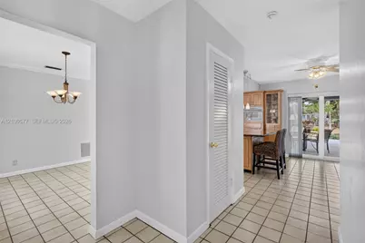 5921 SW 15th St, Plantation, FL 33317 - Photo 19