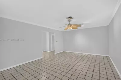 5921 SW 15th St, Plantation, FL 33317 - Photo 23