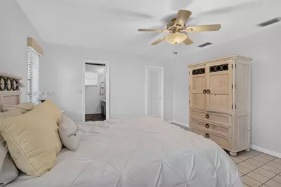 5921 SW 15th St, Plantation, FL 33317 - Photo 29