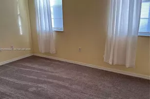 645 E Mowry Ct, Homestead, FL 33030 - Photo 7