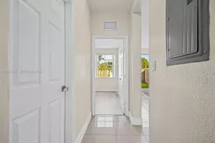 645 E Mowry Ct, Homestead, FL 33030 - Photo 7