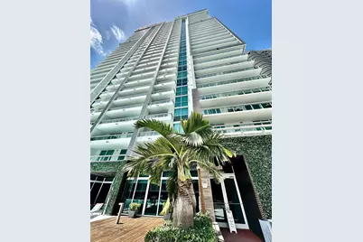1080 Brickell Ave #2406, Miami, FL 33131 - Photo 17