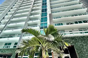 1080 Brickell Ave, Miami, FL 33131 - Photo 17