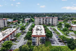 4172 Inverrary Dr, Lauderhill, FL 33319 - Photo 33