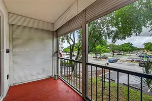 4172 Inverrary Dr, Lauderhill, FL 33319 - Photo 15