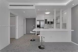 325 S Biscayne Blvd, Miami, FL 33131 - Photo 9