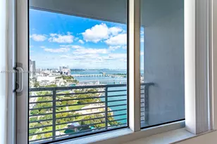325 S Biscayne Blvd, Miami, FL 33131 - Photo 5