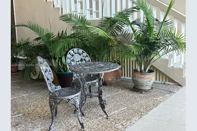 298 SE 6th Ave #15, Pompano Beach, FL 33060 - Photo 13