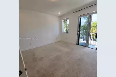 2610 NE 213th St #105, Miami, FL 33180 - Photo 17