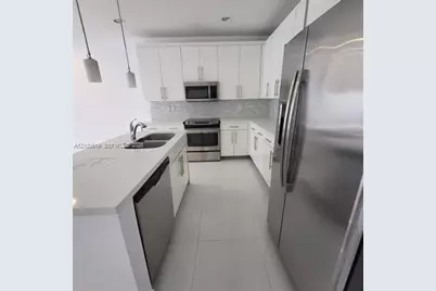 2610 NE 213th St #105, Miami, FL 33180 - Photo 3