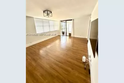 20401 NE 30th Ave #422-8, Aventura, FL 33180 - Photo 17