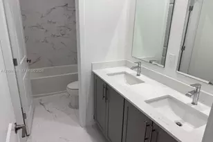 1828 NE 1st St, Homestead, FL 33033 - Photo 15