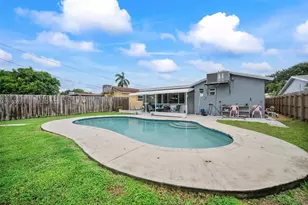 540 S Rainbow Dr, Hollywood, FL 33021 - Photo 1