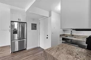 899 West Ave, Miami Beach, FL 33139 - Photo 9