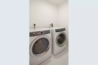 851 NE 1st Ave #4406, Miami, FL 33132 - Photo 25