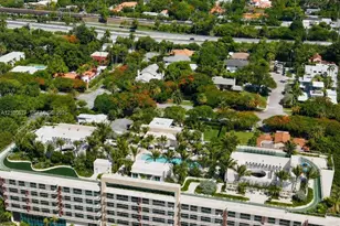2200 Brickell Ave, Miami, FL 33129 - Photo 13