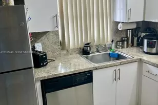 6115 NW 186th St, Hialeah, FL 33015 - Photo 11