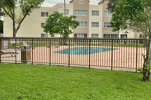 6115 NW 186th St, Hialeah, FL 33015 - Photo 5