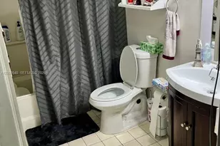 6115 NW 186th St, Hialeah, FL 33015 - Photo 21