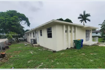 1186 NE 151 St #1186, Miami, FL 33162 - Photo 1