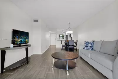 7142 Golf Colony Ct #206, Lake Worth, FL 33467 - Photo 13