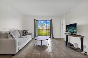 7142 Golf Colony Ct, Lake Worth, FL 33467 - Photo 9