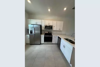 3124 Skyline Loop #3124, Kissimmee, FL 34758 - Photo 5