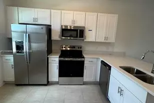 3124 Skyline Loop, Kissimmee, FL 34758 - Photo 5