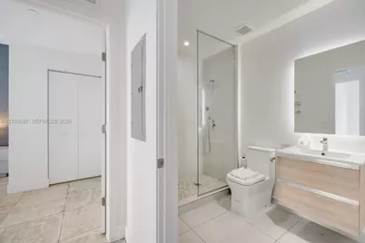 239 SW 9th St #1801, Miami, FL 33130 - Photo 7