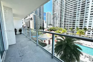 1155 Brickell Bay Dr, Miami, FL 33131 - Photo 11