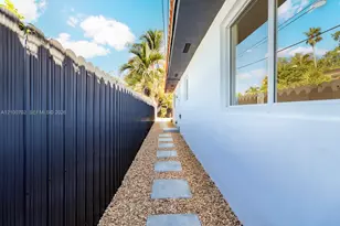 2039 SW 60th Ct, Miami, FL 33155 - Photo 21