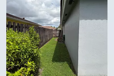 15244 SW 171st St, Miami, FL 33187 - Photo 33