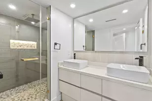 2333 Brickell Ave, Miami, FL 33129 - Photo 17
