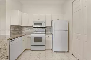 4704 SW 160th Ave, Miramar, FL 33027 - Photo 7
