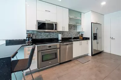 60 SW 13th St #3014, Miami, FL 33130 - Photo 5