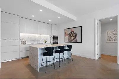 5775 Collins Ave #1005, Miami Beach, FL 33140 - Photo 3