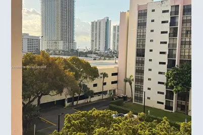 17021 N Bay Rd #627, Sunny Isles Beach, FL 33160 - Photo 11