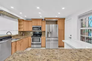620 Tennis Club Dr, Fort Lauderdale, FL 33311 - Photo 13