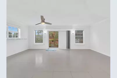 620 Tennis Club Dr #301, Fort Lauderdale, FL 33311 - Photo 5