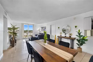 1251 NE 108th St, Miami, FL 33161 - Photo 5