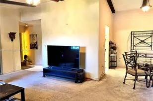 10742 La Placida Dr, Coral Springs, FL 33065 - Photo 11