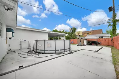 1271 W 79th St, Hialeah, FL 33014 - Photo 25