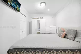 1271 W 79th St, Hialeah, FL 33014 - Photo 17