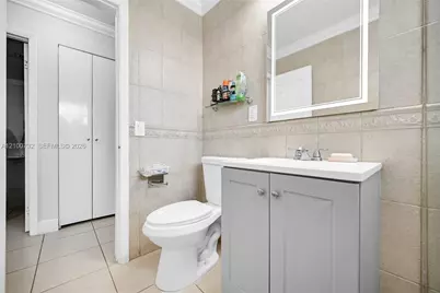 1271 W 79th St, Hialeah, FL 33014 - Photo 15