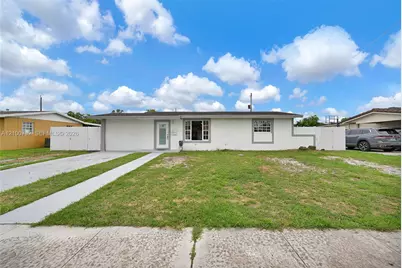 1271 W 79th St, Hialeah, FL 33014 - Photo 1