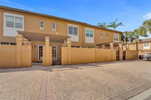 475 SW 147th Ter, Pembroke Pines, FL 33027 - Photo 19