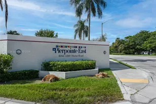 1128 N Hiatus Rd, Pembroke Pines, FL 33026 - Photo 11