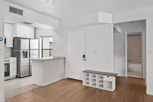 1128 N Hiatus Rd, Pembroke Pines, FL 33026 - Photo 19