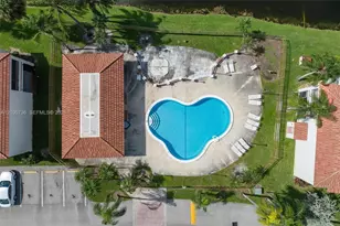 1128 N Hiatus Rd, Pembroke Pines, FL 33026 - Photo 1