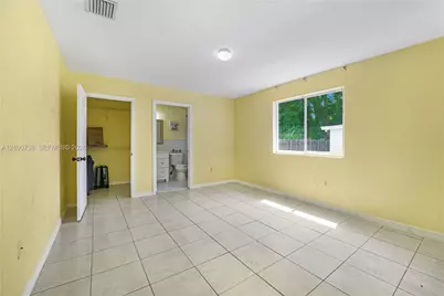 10170 W Fern St, Miami, FL 33157 - Photo 9